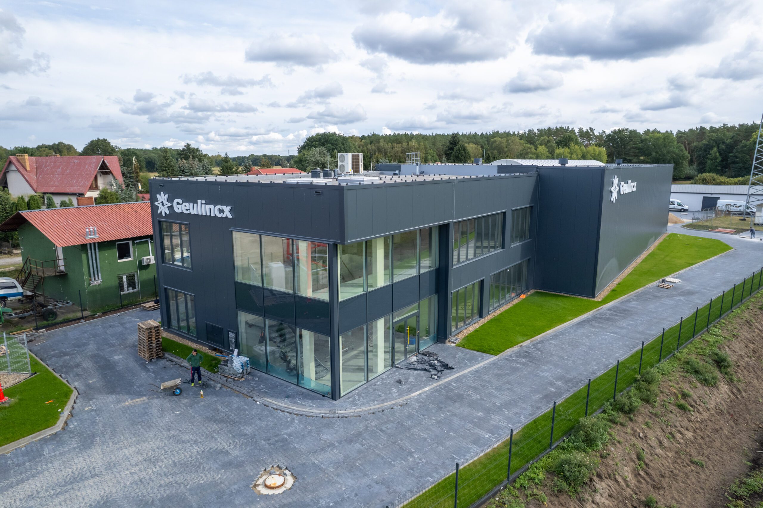 Budynek produkcyjno magazynowy