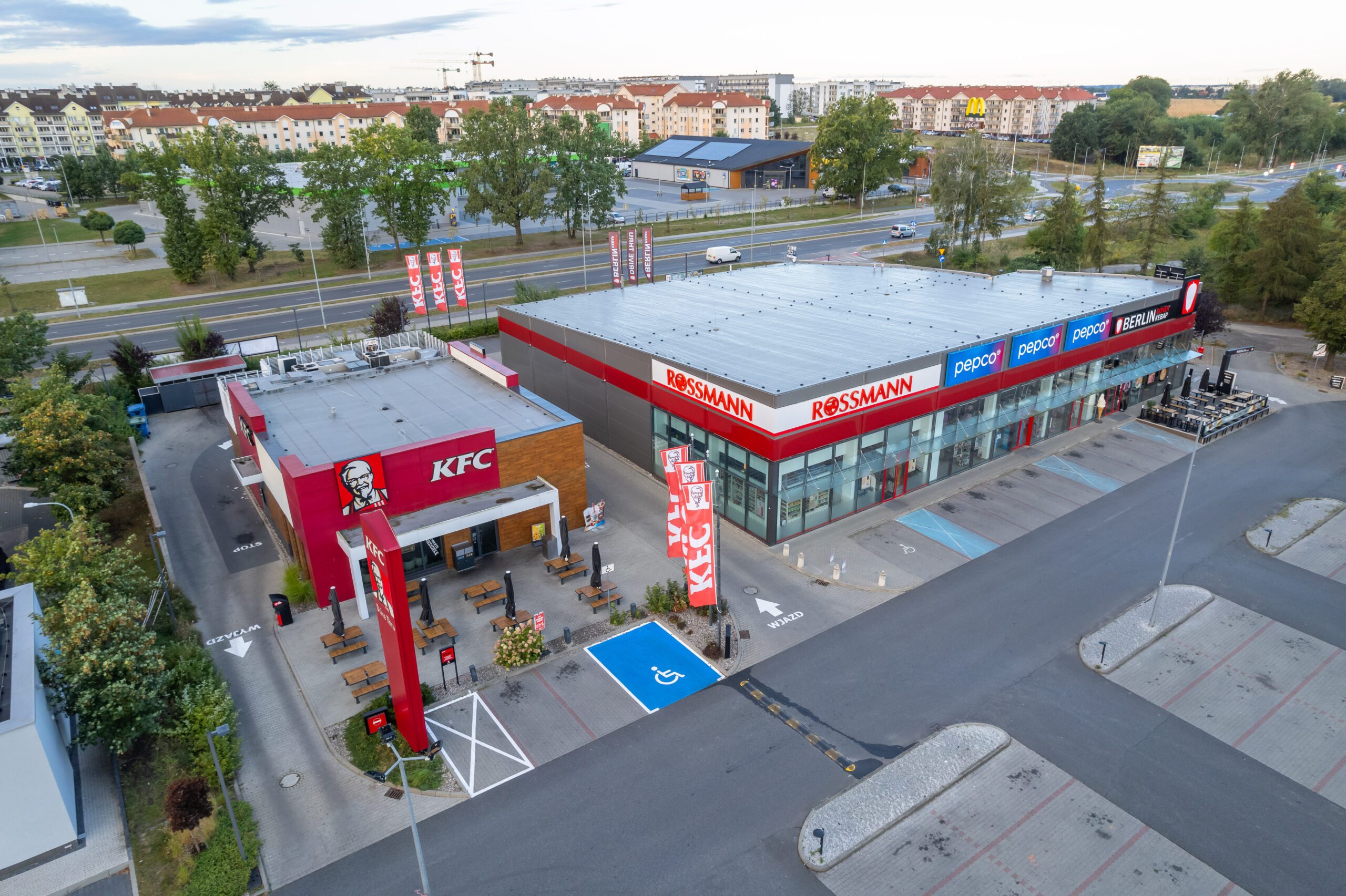 Budynek Usługowo Handlowy